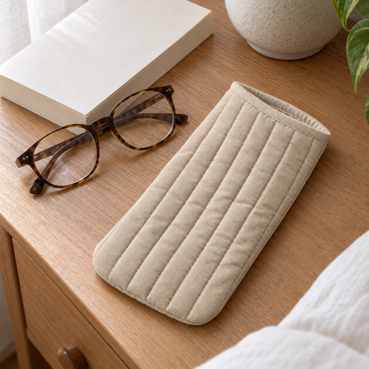 Sand Padded Glasses Pouch